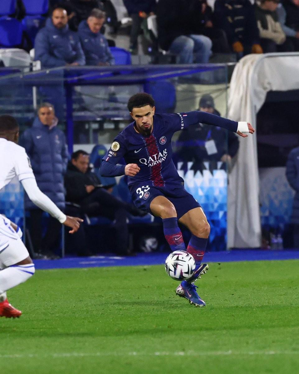 体育赛事-里程碑，巴黎19岁中场扎伊尔-埃梅里迎来法甲生涯第100次出场